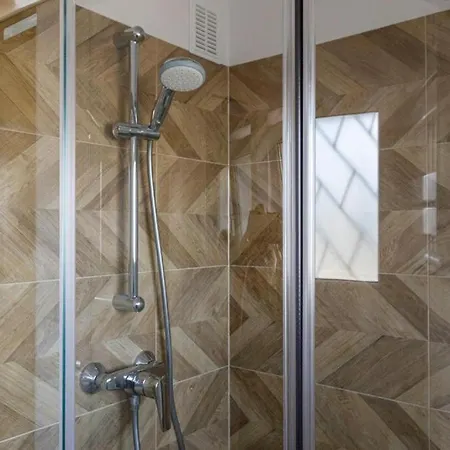 Urban Chic - Rynek Squre - Great Location & Swidnicka Apartment *