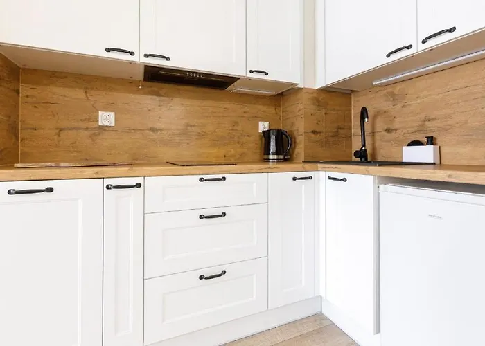 Golden - Rynek Square - Monopol 브로츠와프